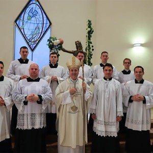 Biskup Šaško primio desetoricu bogoslova među kandidate Zagrebačke nadbiskupije za sveti red